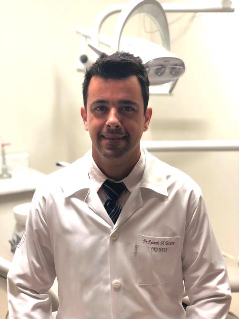 Dr. Ricardo Teixeira Dentista em Campinas SP
